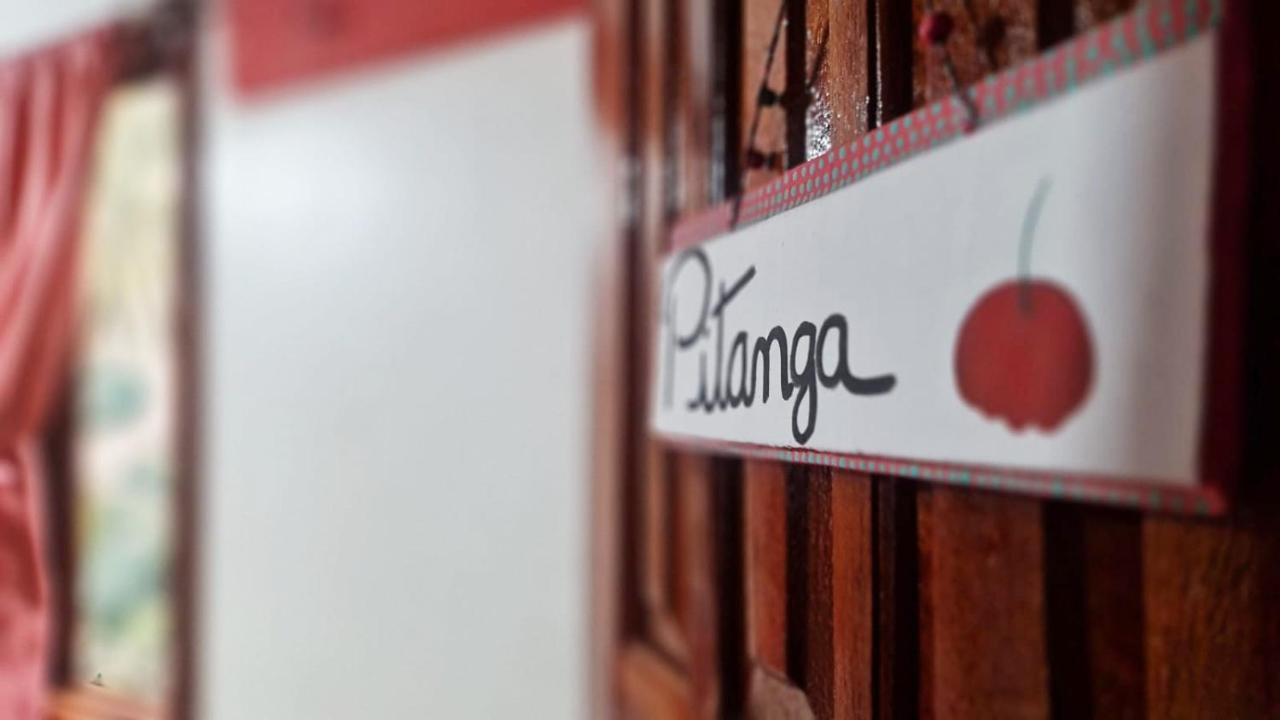 Mahalo Hostel Vila do Abraao Екстер'єр фото