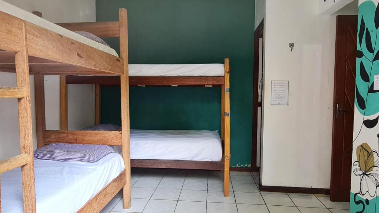 Mahalo Hostel Vila do Abraao Екстер'єр фото