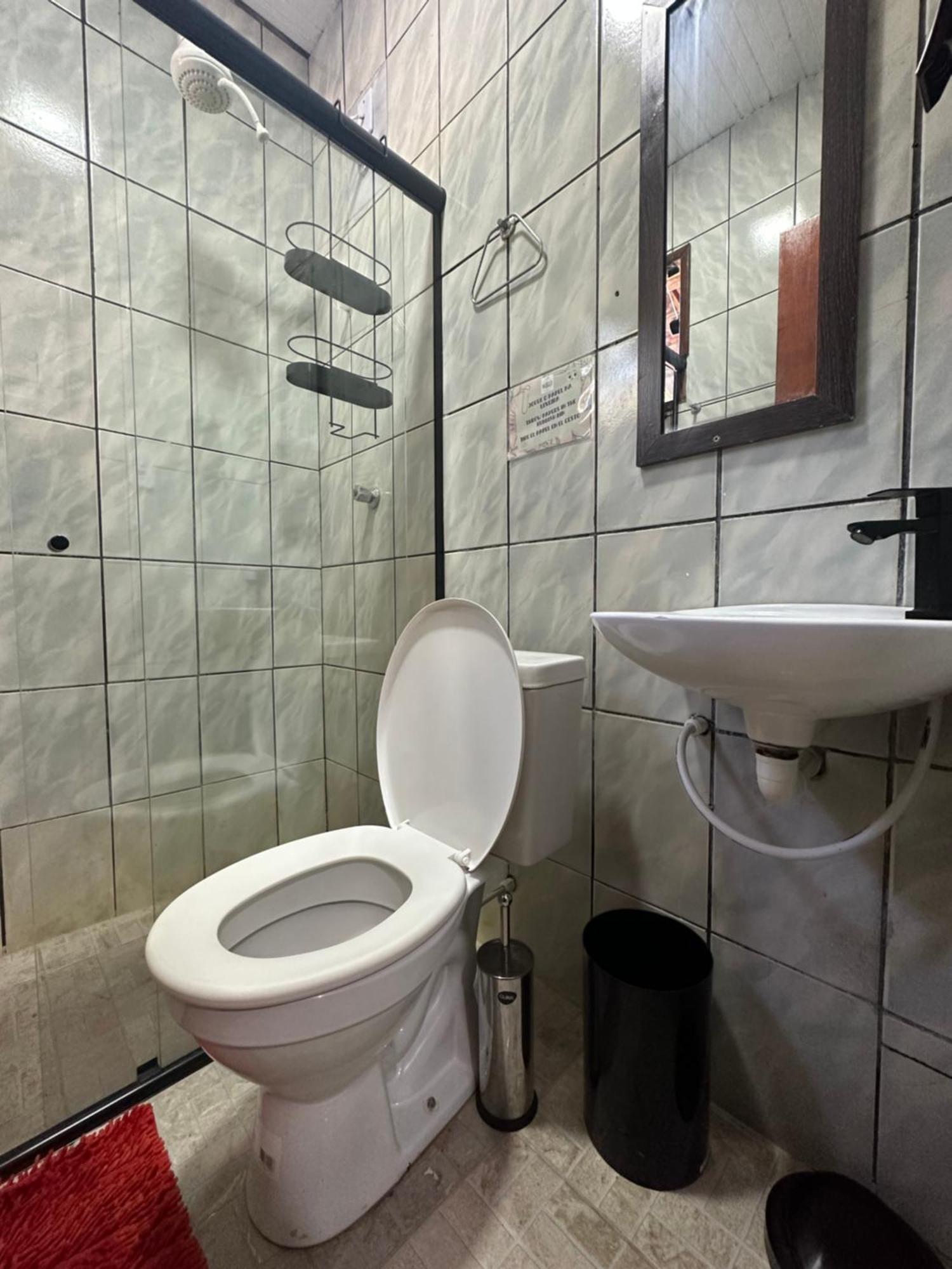 Mahalo Hostel Vila do Abraao Екстер'єр фото