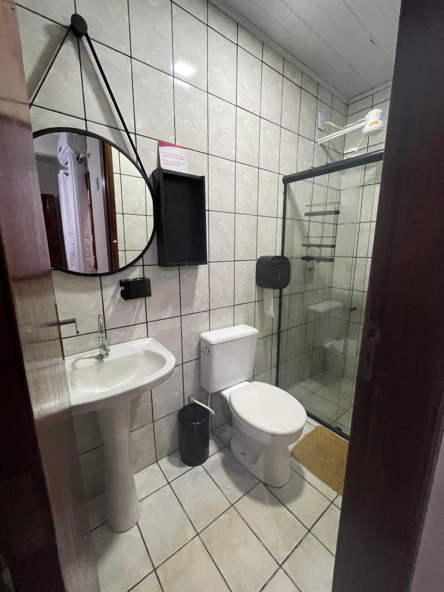 Mahalo Hostel Vila do Abraao Екстер'єр фото