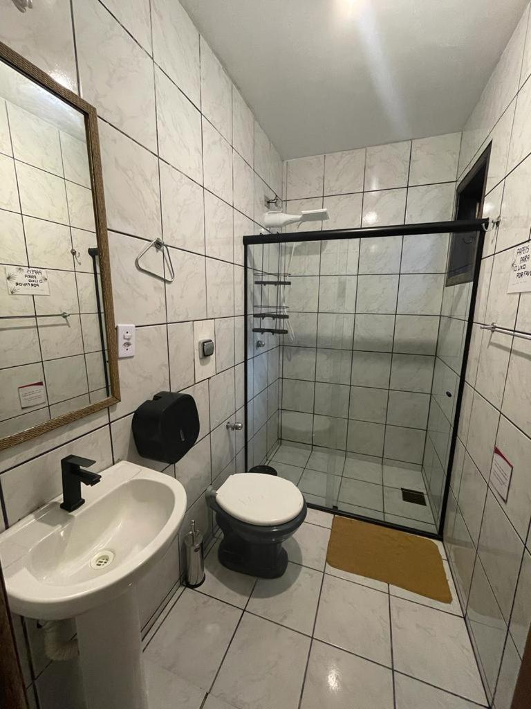 Mahalo Hostel Vila do Abraao Екстер'єр фото